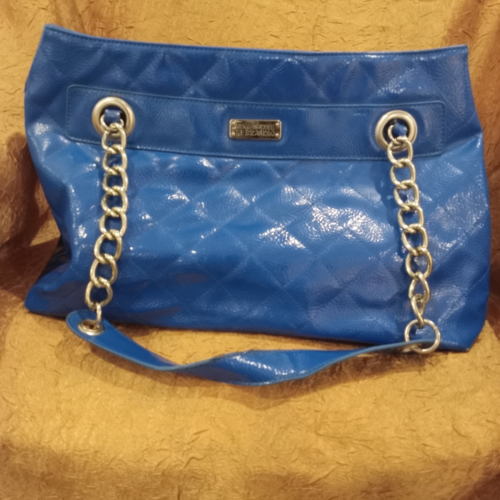Kenneth Cole Reaction Blue  Chain Shoulder Bag